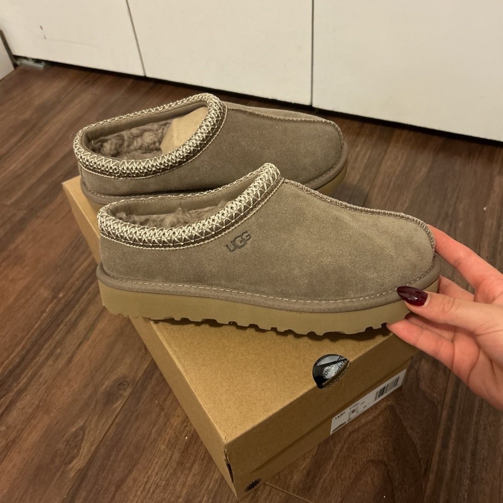 UGG Women's Tasman Slippers